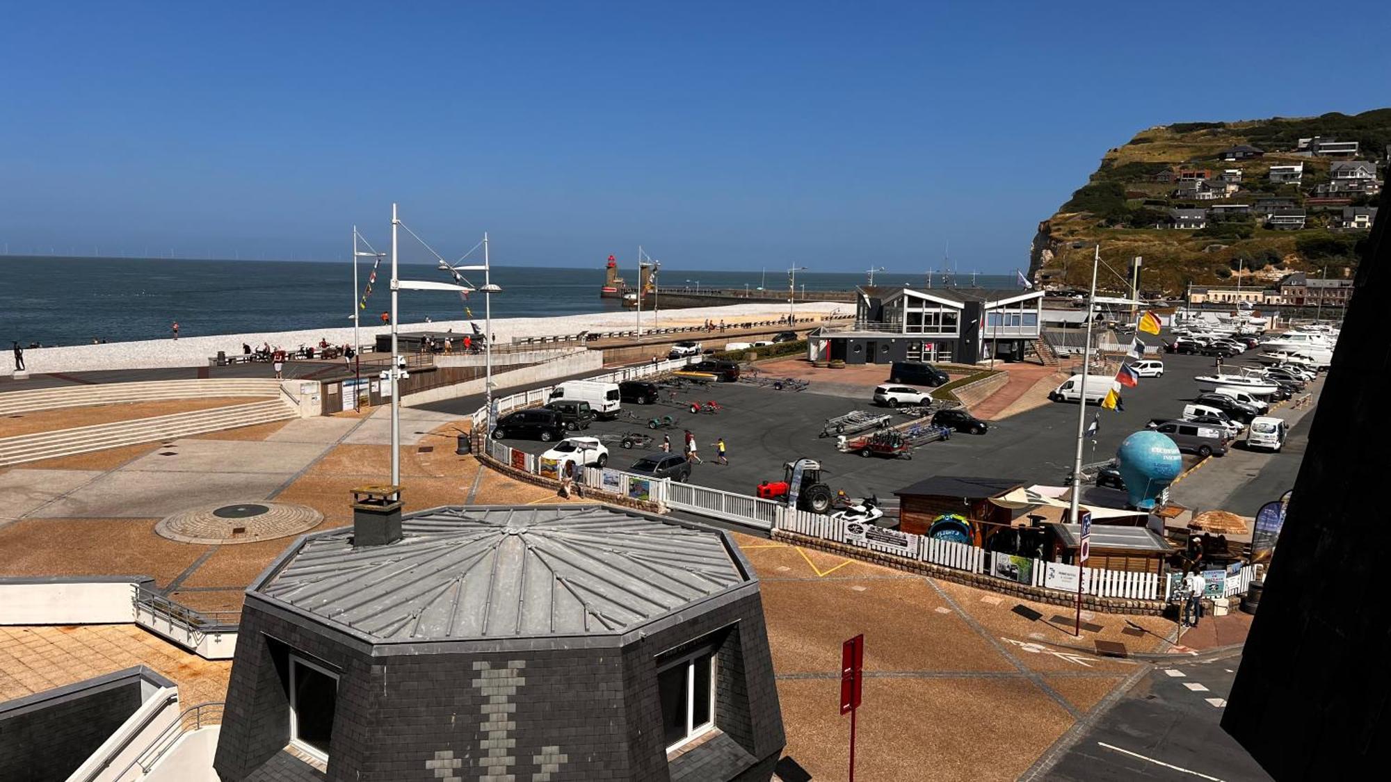 Le Maritime, Front De Mer Et Parking Sous-Terrain Fécamp Εξωτερικό φωτογραφία